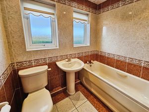 Photo 1- click for photo gallery